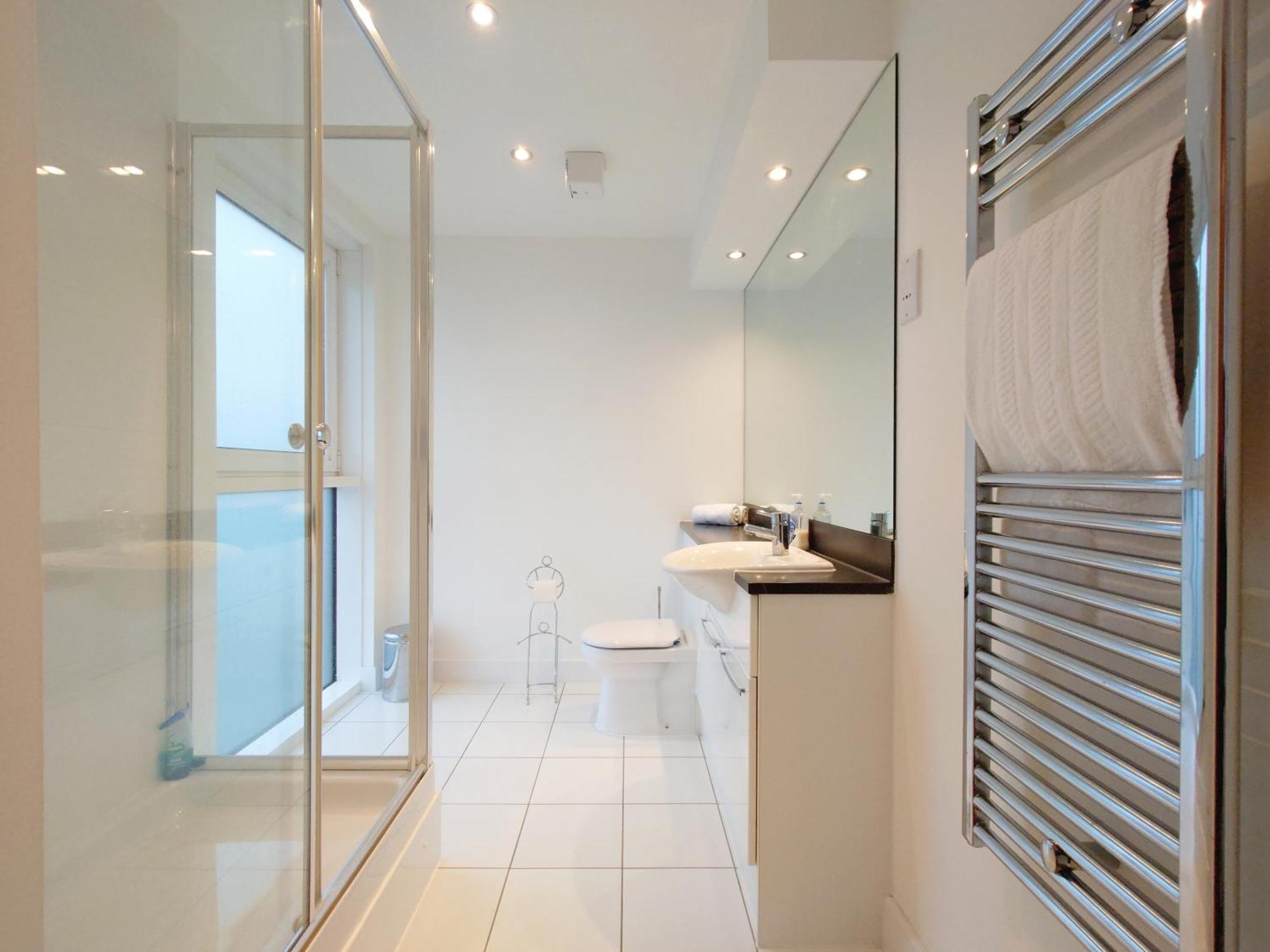 London Excel Stays - Three Bed Serviced Apartment Dış mekan fotoğraf